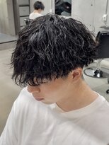 ブルニール 中崎町(BLEUNIR)&nbsp;波巻きパーマ マッシュ 波巻きスパイラル ツイストスパイラル