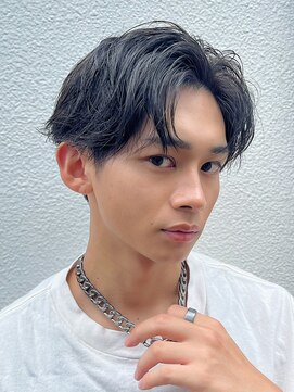 アイビーズ(IVYS) ニュアンスパーマ毛流れセンターパートかきあげフェザーパーマ
