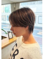 アカラ(acala)&nbsp;スプリングショート【20代30代40代/イルミナカラー/髪質改善】