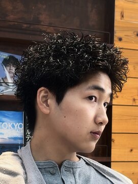 ヴェロ 福井(VeRO) スパイキーパーマ