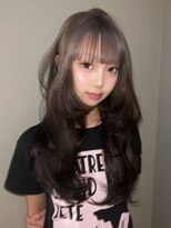 ヴィヴィッド オモテサンドウ(ViViD omotesando)&nbsp;ハッシュカット 韓国レイヤー グラデーションカラー ブリーチ