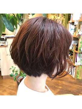 ヘアカフェ コトノハ(hair cafe Kotonoha) 【コトノハ】暖色系カラー抜け感ブラウンセンシュアルショート