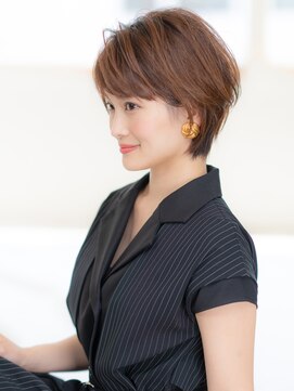 ヴィアラ 自由が丘(VIALA) 【VIALA 自由が丘】上品×大人ショートボブ