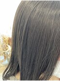 透け感アッシュ