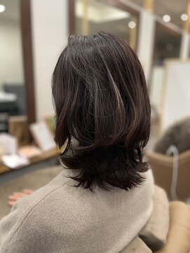 ルカリエ(LUCA:Rie) 大人ミディアムレイヤー