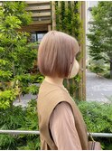 ミルクティーベージュ×ミニマムボブ