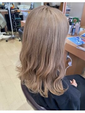 シャンプーボーイ 佐世保駅前店(SHAMPOO BOY) ベージュカラー