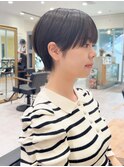 [耳掛けショートボブ]