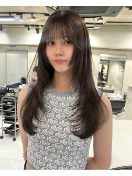 サイン 表参道(SIGN) 韓国ヘアグレージュカラーブリーチ無し髪質改善イヤリングカラー