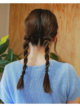 リンドリンド(Lindo Lindo) ツインねじねじアレンジ