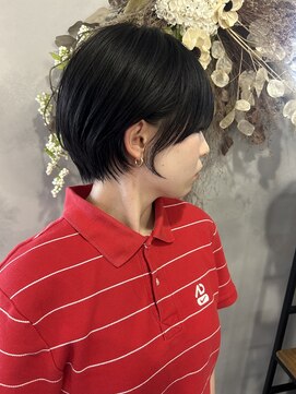 ハロー(...Hello) [チギラ]耳かけショート 丸みショート まとまるショート