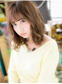 大人可愛い外国人風ハイライトエアリーミディh3川口20代30代40代