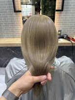アグ ヘアー レア 神田店(Agu hair lea)&nbsp;ホワイトベージュ