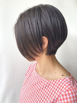 モリオフロムロンドン 原宿本店(morio from London) 【morio 原宿】夏トレンドヘア 前下がりショートボブ 前髪なし