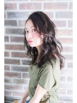 ミエル ヘア 新宿(miel hair) 〈mielhair新宿〉大人ウェーブセミディ