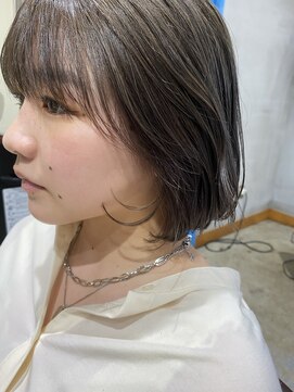 ノブ(NOB.) ピスタチオベージュ