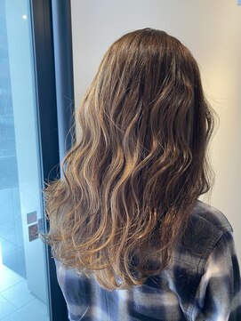 エイト 博多店(EIGHT hakata) カーキアッシュ