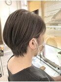 ショートボブ