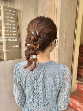 スミ(sumi) 結婚式ヘアセット×編みおろしstyle