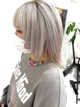 リラボ(Re.LABO) ホワイトシルバーxウルフ