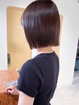 ルーク(LUKE) ショコラブラウンと切りっぱなしボブ