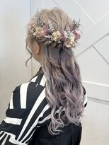 ハウス(HAUS.)&nbsp;ゆるっとルーズなハーフアップ