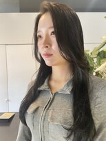 ヒクルーム(HIQU ROOM)&nbsp;黒髪／韓国風／ロング