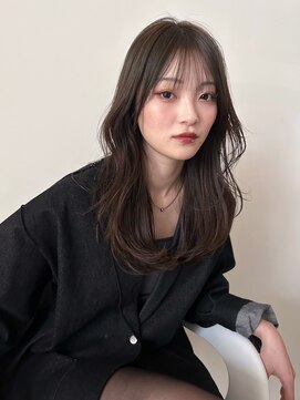 シーム(SEAM) olive color / くびれlayer cut