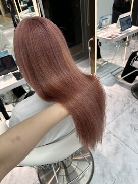 ロンドルピナス 小倉(Lond Lupinus) ブルーブラック/ワイドバング/美髪のススメ/外ハネボブ/北九州