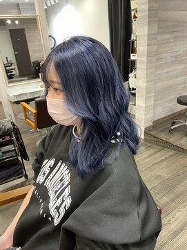 カルフール ロハス 草加東口店(Carrefour LOHAS) ブルーブラック・ダブルカラー・ケアブリーチ・韓国風デザイン