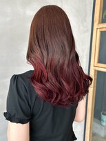 ハレ(hale) グラデーションカラー カシスピンク レイヤーカット ブリーチ