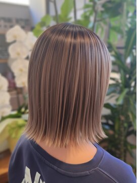 アヴァロンテ アットウィルヘアー(A VOLONTE at will hair) 立体感抜群！3Dコントラストハイライト [成田/富里/千葉]