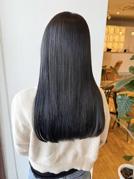 ルッツ(Lutz. hair design) 11/29 韓国風 暗髪graige【千代田彩夏】