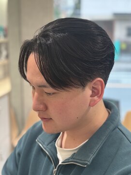 アッシュ 洋光台店(Ash) 曲がる縮毛矯正センターパートフェザーパーマ髪質改善眉カット