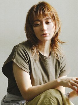 バーノン(VERNON) Messy Modern Mullet wearing AKIKO AOKI【VERNON】058-262-3611