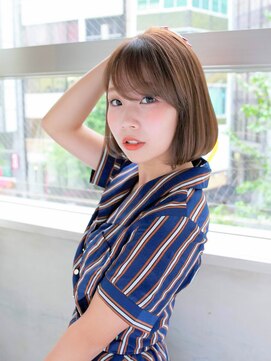 ルティア(Lutia) ワンカールスタイリング ショートボブ流しバング★★