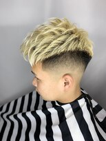 バーバー スタジオ ラフテル(Barber Studio RAFTEL)&nbsp;ソフトモヒカンフェード