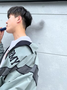 ヘアステージアミカル 夏のモテショートマッシュ