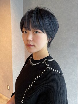 イトシテ お客様スナップ【ネイビー×マッシュショート】本多身和子