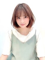 ボブウルフ外国人風カラーオリーブグレージュ透明感20代30代40代