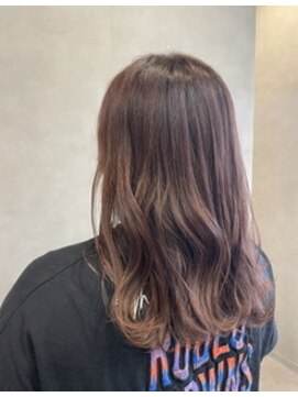 アチーブリス(achieve Liss) 暗髪ベージュ+ピンクグラデーション ふんわりウェーブロング