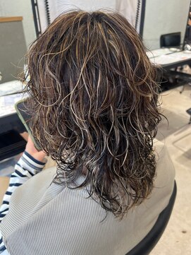 ピボット 北千住(PIVOT) ウルフスパイラルパーマ