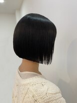 アイビー(ivy)&nbsp;ぱっつん前下がりボブ大人可愛い20代30代40代