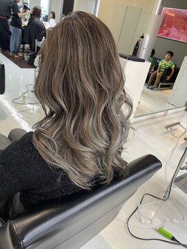 シャンプーボーイエイムス(SHAMPOO BOY aims) バレイヤージュ