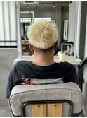 金髪フェードショート