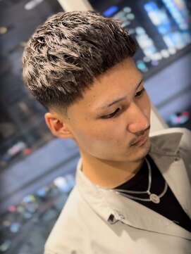 ヒロギンザ 六本木店(HIRO GINZA) クロップフェード アイロンパーマを添えて