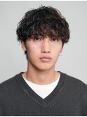 波巻きパーマ×ハイライトでストリート感溢れる男らしいヘアに◎