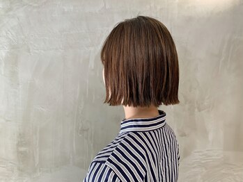 ミヤタ(MIYATA)の写真/ツヤとまとまりのある髪へ導くダメージ内部補修ケアトリートメント!!