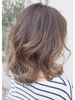 モカ ヘアーデザイン(moca HAIR DESIGN)&nbsp;スローカラーのグレージュで赤味の無い透明感ヘアー