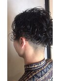 メンズパーマ　サイドパートショート　セミウエット　グランジ